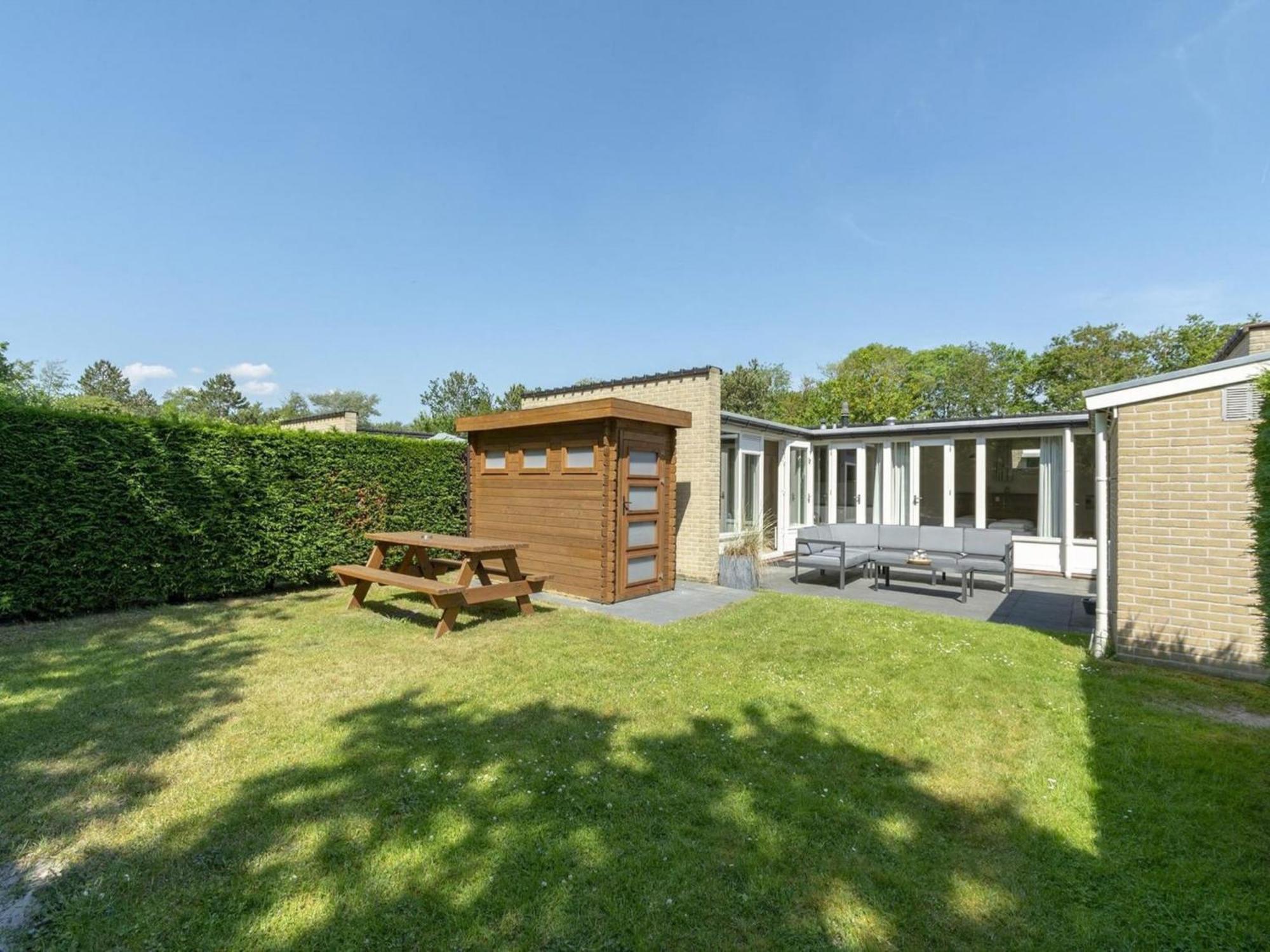 Contemporary Bungalow With Garden Sint Maartensvlotbrug Exterior foto